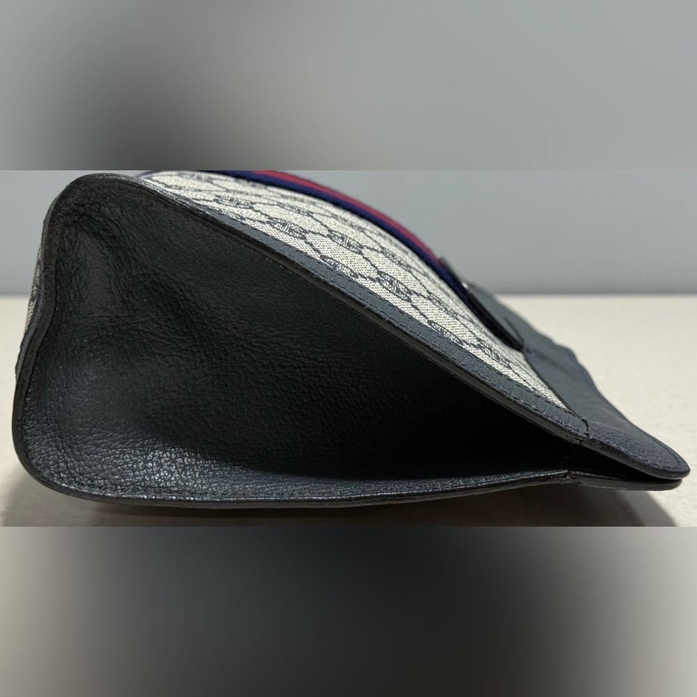 GUCCI Vintage GG Canvas Sherry Line Clutch - Picture 7 of 16